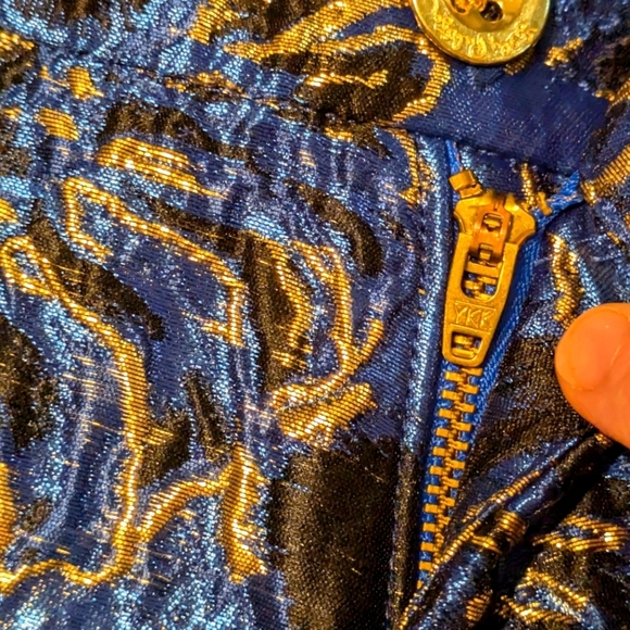Lilly Pulitzer High Rise Blue & Gold Metallic Shorts 6 - Picture 11 of 14